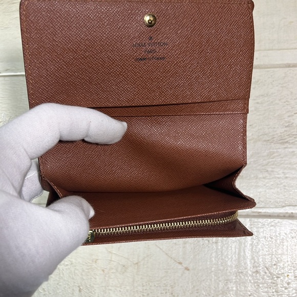 Louis Vuitton Monogram Porte Monnaie Tresor Bifold Wallet - Picture 8 of 16